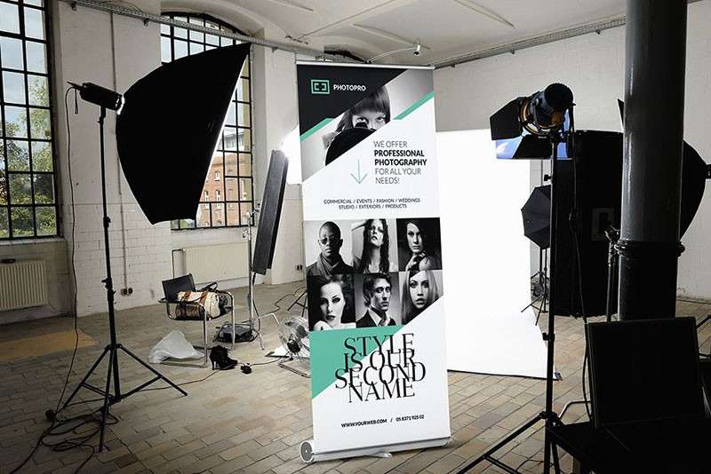 摄影工作室易拉宝设计模板，PSD源文件 样机素材 sucaiwan.com