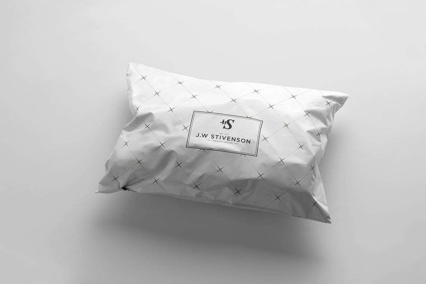 16套时尚服装品牌场景设计展示样机模板PSD 样机素材 sucaiwan.com