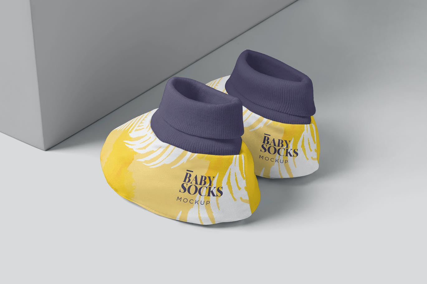 新生儿靴子设计样机 Newborn Booties Mockups 样机素材 sucaiwan.com