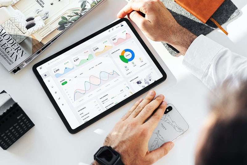 商务场景电子设备UI设计样机模板PSD 样机素材 sucaiwan.com