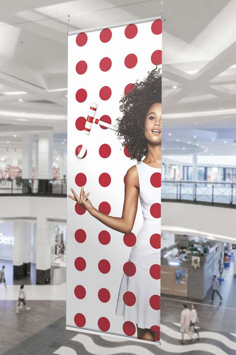 商场室内场景橱窗广告海报设计提案样机PSD 样机素材 sucaiwan.com