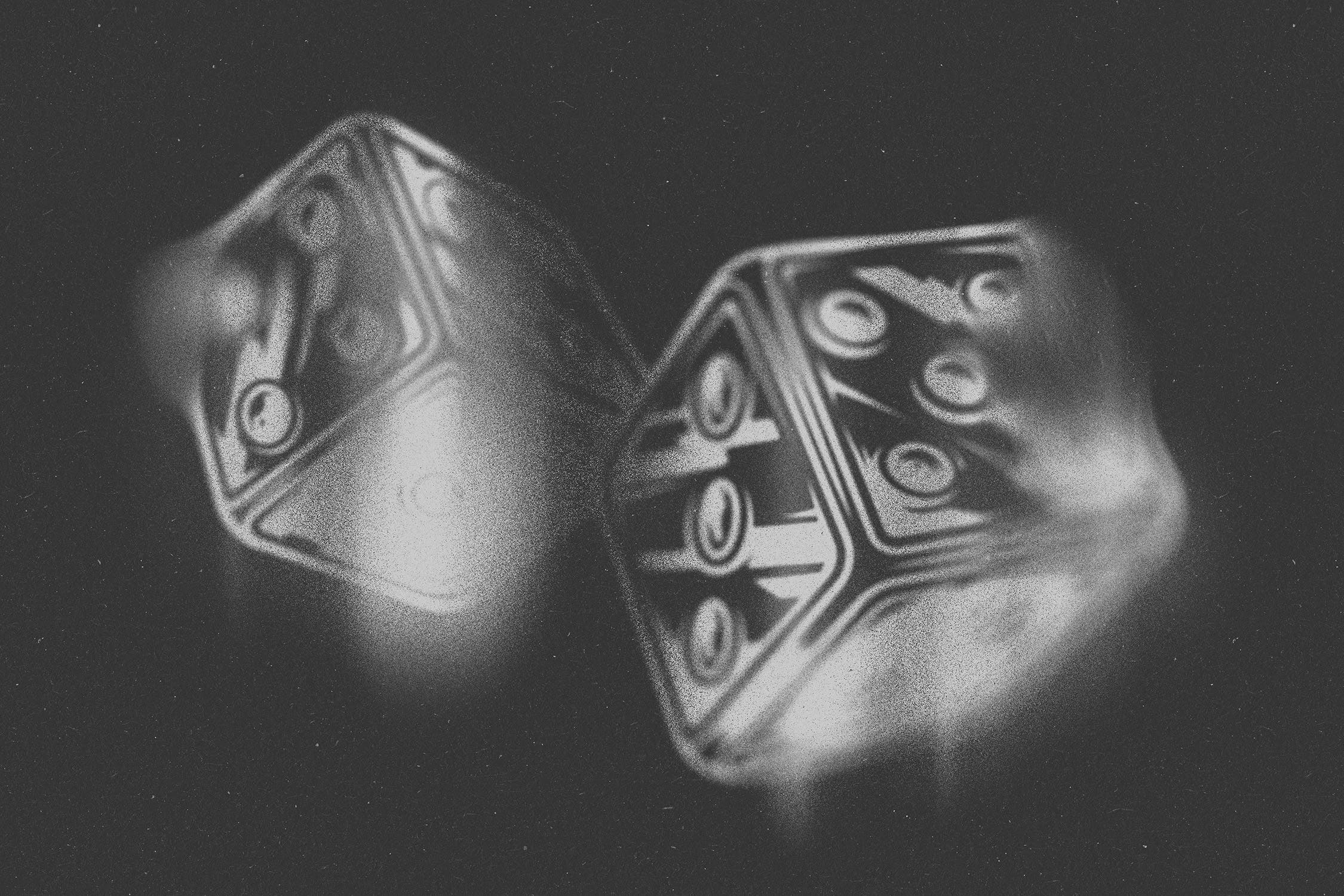 涂抹喷雾置换效果模板 Smudged Spray Displacement Effect 插件预设 第2张-素材湾丨精选海外优质设计素材资源 涂抹喷雾置换效果模板 Smudged Spray Displacement Effect 插件预设 sucaiwan.com