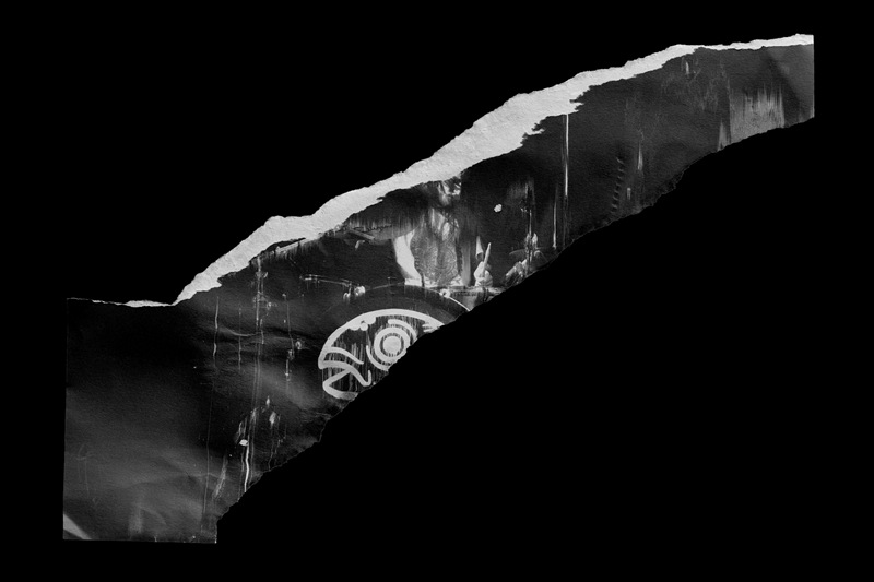 Martyr 15+嘻哈撕毁起皱的纸张实体模型撕碎的纸片样机包 Torn Paper Mockup Pack 样机素材 sucaiwan.com