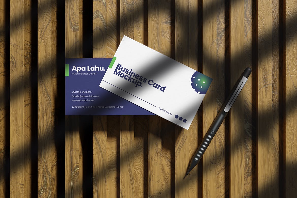 带有阴影叠加的逼真名片效果图样机 Realistic Business Card Mockup with Shadow Overlay 样机素材 sucaiwan.com