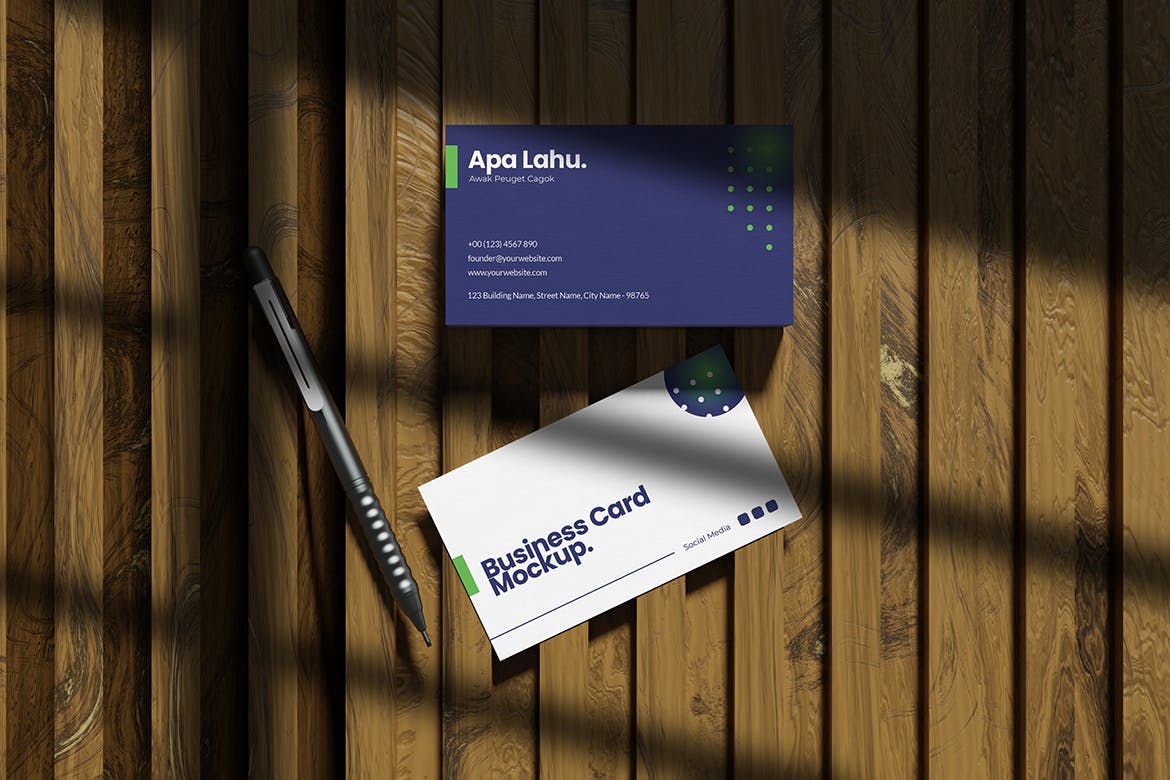 带有阴影叠加的逼真名片效果图样机 Realistic Business Card Mockup with Shadow Overlay 样机素材 sucaiwan.com
