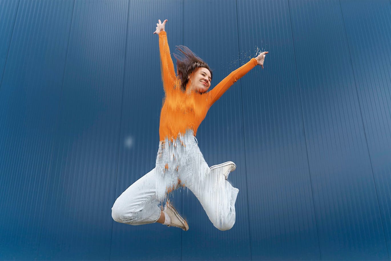 像素毛刺效果PS动作模板 Pixel Sorting Photoshop Action 插件预设 第4张-素材湾丨精选海外优质设计素材资源 像素毛刺效果PS动作模板 Pixel Sorting Photoshop Action 插件预设 sucaiwan.com