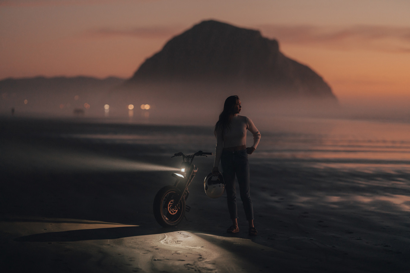 黑白旧电影复古风格美学柔和感LR预设 Dvlop Shortstache Past and Present 插件预设 第9张-素材湾丨精选海外优质设计素材资源 黑白旧电影复古风格美学柔和感LR预设 Dvlop Shortstache Past and Present 插件预设 sucaiwan.com