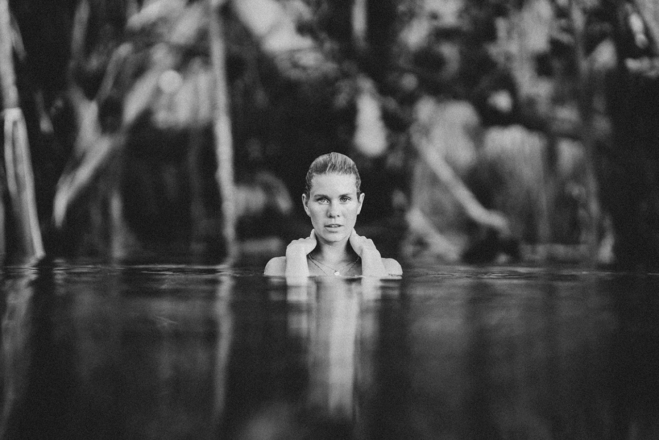 黑白旧电影复古风格美学柔和感LR预设 Dvlop Shortstache Past and Present 插件预设 第6张-素材湾丨精选海外优质设计素材资源 黑白旧电影复古风格美学柔和感LR预设 Dvlop Shortstache Past and Present 插件预设 sucaiwan.com