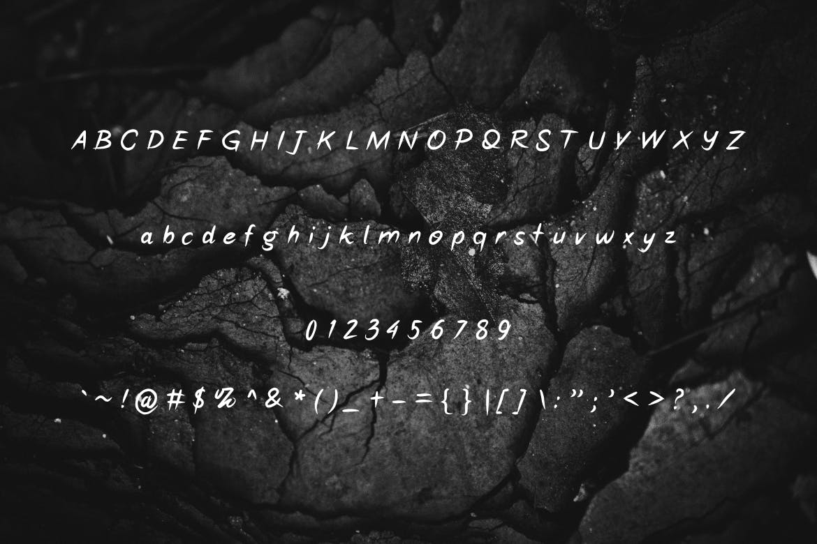 Grunge风格装饰性字体素材 Kadung Tresno Grunge Font Style 设计素材 sucaiwan.com