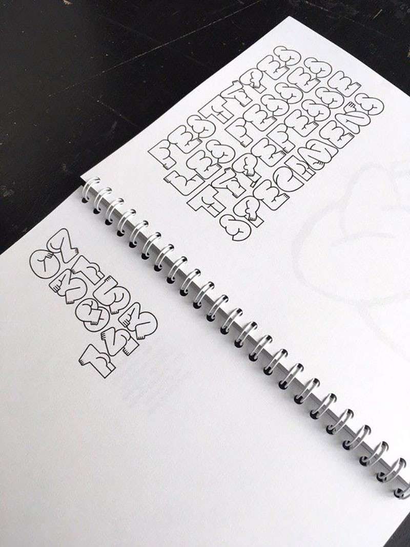 Typefesse有趣的“翘臀”字体，免费可商用 设计素材 sucaiwan.com