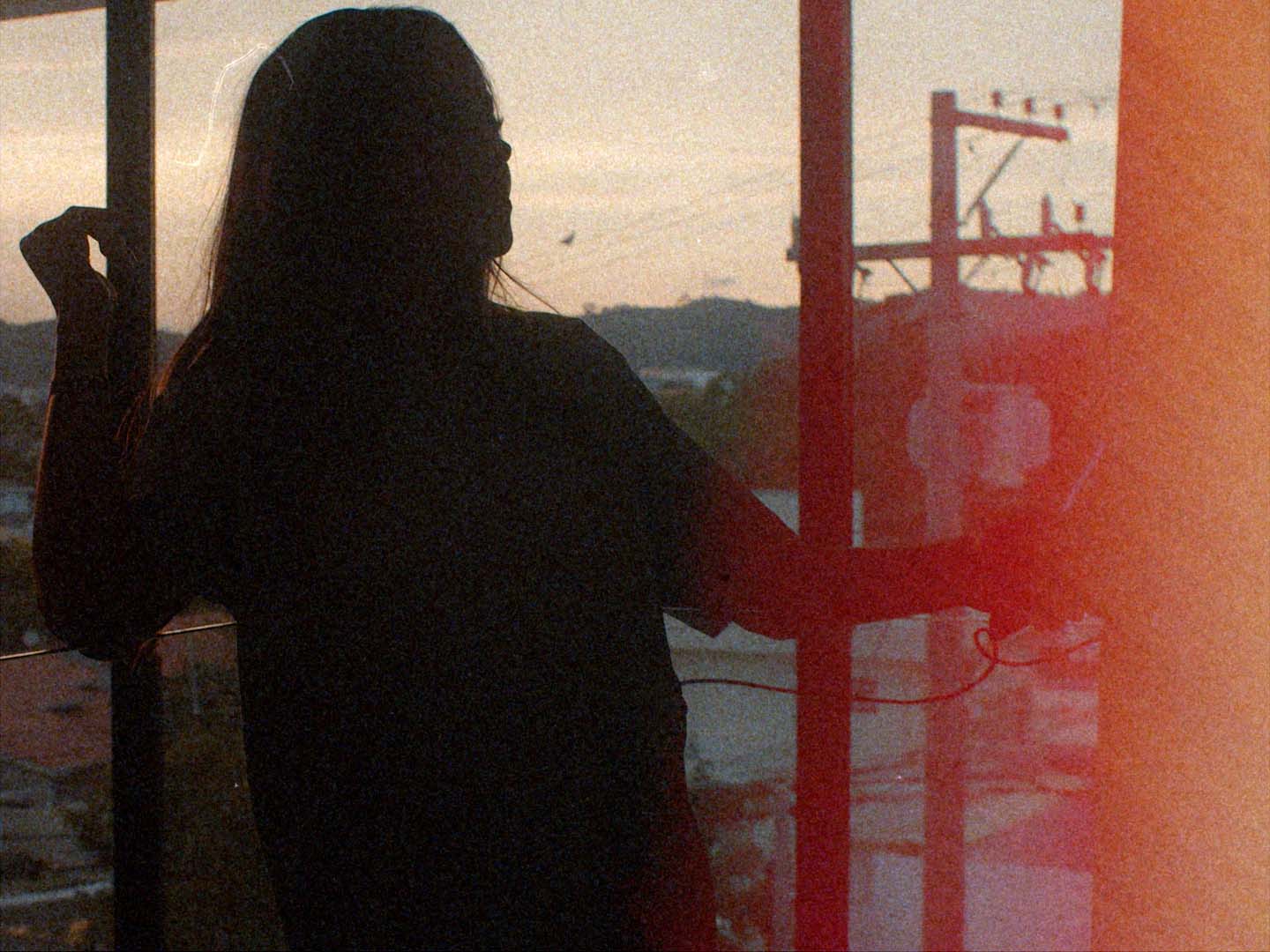 Video Milkshake 复古电影风格SUPER 8胶片扫描遮罩泄露颗粒背景视频素材 SUPER 8 FILM GRAIN PACK 影视音频 第12张-素材湾丨精选海外优质设计素材资源 Video Milkshake 复古电影风格SUPER 8胶片扫描遮罩泄露颗粒背景视频素材 SUPER 8 FILM GRAIN PACK 影视音频 sucaiwan.com