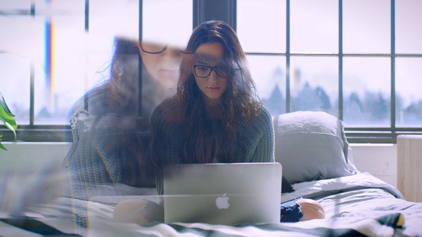 FCPX插件:50种柔美炫光棱镜折射梦幻视觉特效 MotionVFX – mPrism 插件预设 第41张-素材湾丨精选海外优质设计素材资源 FCPX插件:50种柔美炫光棱镜折射梦幻视觉特效 MotionVFX – mPrism 插件预设 sucaiwan.com