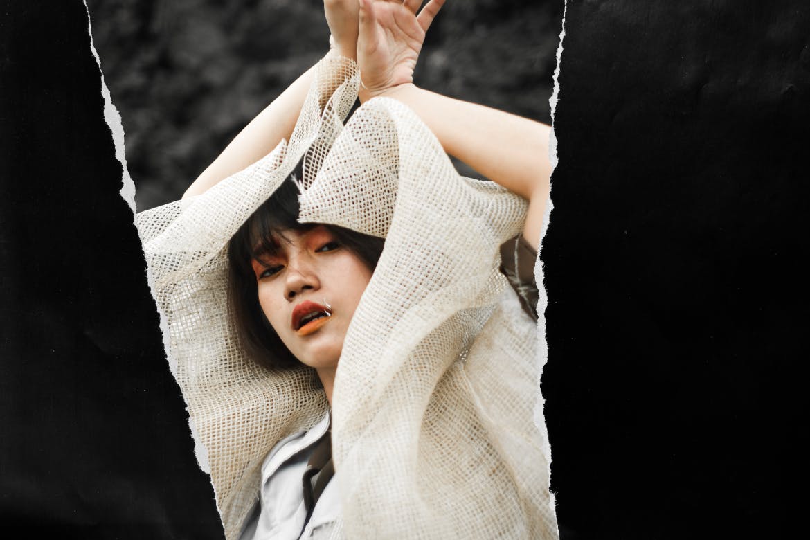 20张撕碎黑纸元素照片叠层素材 20 Ripped Paper Elements 图片素材 sucaiwan.com