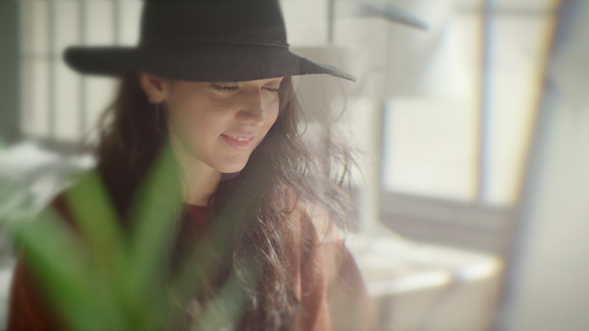 FCPX插件:50种柔美炫光棱镜折射梦幻视觉特效 MotionVFX – mPrism 插件预设 第40张-素材湾丨精选海外优质设计素材资源 FCPX插件:50种柔美炫光棱镜折射梦幻视觉特效 MotionVFX – mPrism 插件预设 sucaiwan.com