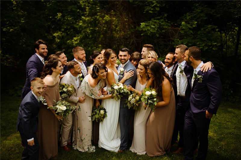 LR预设:夏季复古婚礼旅拍摄影暖色调LR调色预设包 Meridian - Zion Presets 插件预设 第4张-素材湾丨精选海外优质设计素材资源 LR预设:夏季复古婚礼旅拍摄影暖色调LR调色预设包 Meridian - Zion Presets 插件预设 sucaiwan.com