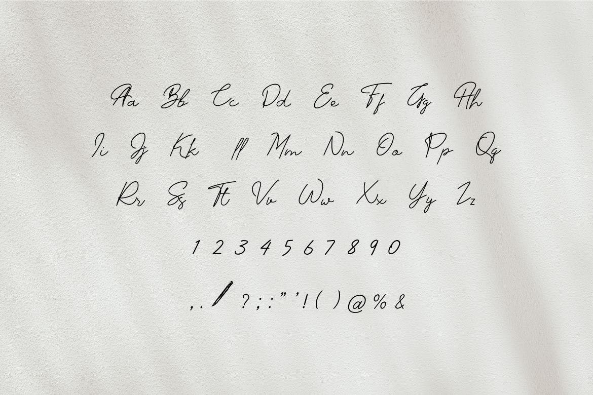 时尚签名风格英文手写字体 Qardenia Signature Font 设计素材 sucaiwan.com