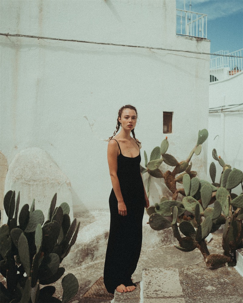 LR预设:复古怀旧风格情绪胶片电影人像摄影LR预设 插件预设 第9张-素材湾丨精选海外优质设计素材资源 LR预设:复古怀旧风格情绪胶片电影人像摄影LR预设 插件预设 sucaiwan.com