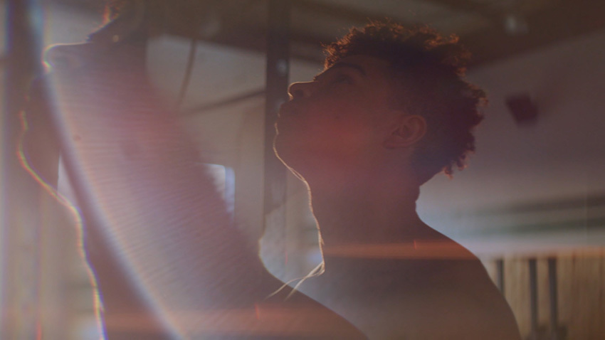 FCPX插件:50种柔美炫光棱镜折射梦幻视觉特效 MotionVFX – mPrism 插件预设 第32张-素材湾丨精选海外优质设计素材资源 FCPX插件:50种柔美炫光棱镜折射梦幻视觉特效 MotionVFX – mPrism 插件预设 sucaiwan.com