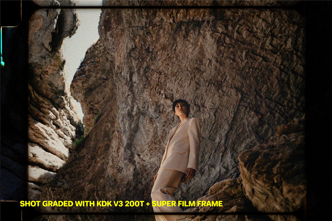 复古色调胶片模拟SUPER8/16mm视频胶片帧+颗粒PNG素材包 Analogica Lab – SUPER FILM FRAME + GRAIN 图片素材 第6张-素材湾丨精选海外优质设计素材资源 复古色调胶片模拟SUPER8/16mm视频胶片帧+颗粒PNG素材包 Analogica Lab – SUPER FILM FRAME + GRAIN 图片素材 sucaiwan.com