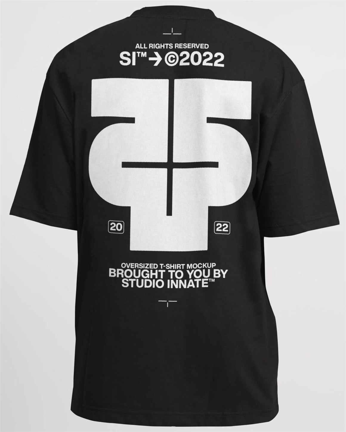 Studio Innate 高级工艺街头服饰品牌展示大码T恤PSD样机模板 Oversized Modelled T-Shirt Mockup 样机素材 sucaiwan.com