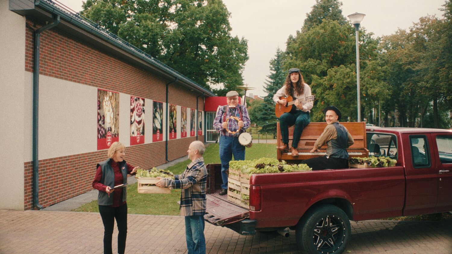 Juan Melara 柯达胶片色彩光晕仿真模拟调色节点+LUTS DEC 8 2022 RCM UPDATE - FILMUNLIMITED – FLEXIBLE FILM EMULATION 插件预设 第21张-素材湾丨精选海外优质设计素材资源 Juan Melara 柯达胶片色彩光晕仿真模拟调色节点+LUTS DEC 8 2022 RCM UPDATE - FILMUNLIMITED – FLEXIBLE FILM EMULATION 插件预设 sucaiwan.com