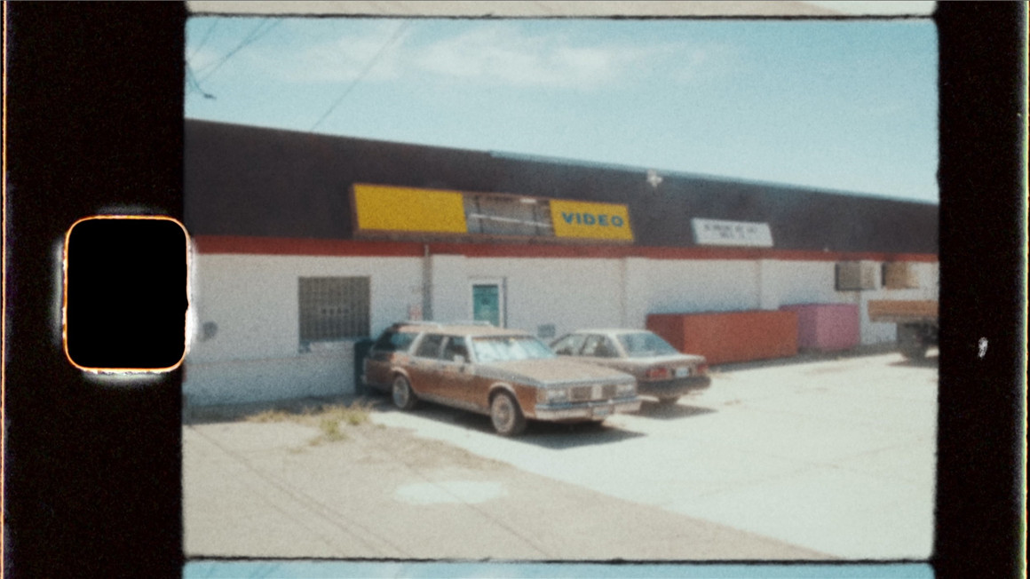 FAKE 8 FILM LAB 50多个真实SUPER 8MM胶片模拟闪烁模糊光晕抖动效果达芬奇节点+视频/音效素材 影视音频 sucaiwan.com