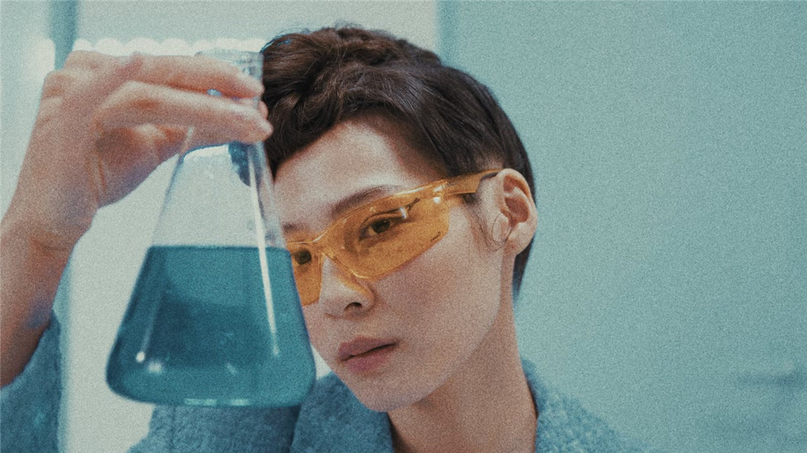 真实16mm胶片外观颗粒灰尘划痕4K视频素材 Analogica Lab – Authentic 16mm Film Grain 影视音频 第5张-素材湾丨精选海外优质设计素材资源 真实16mm胶片外观颗粒灰尘划痕4K视频素材 Analogica Lab – Authentic 16mm Film Grain 影视音频 sucaiwan.com