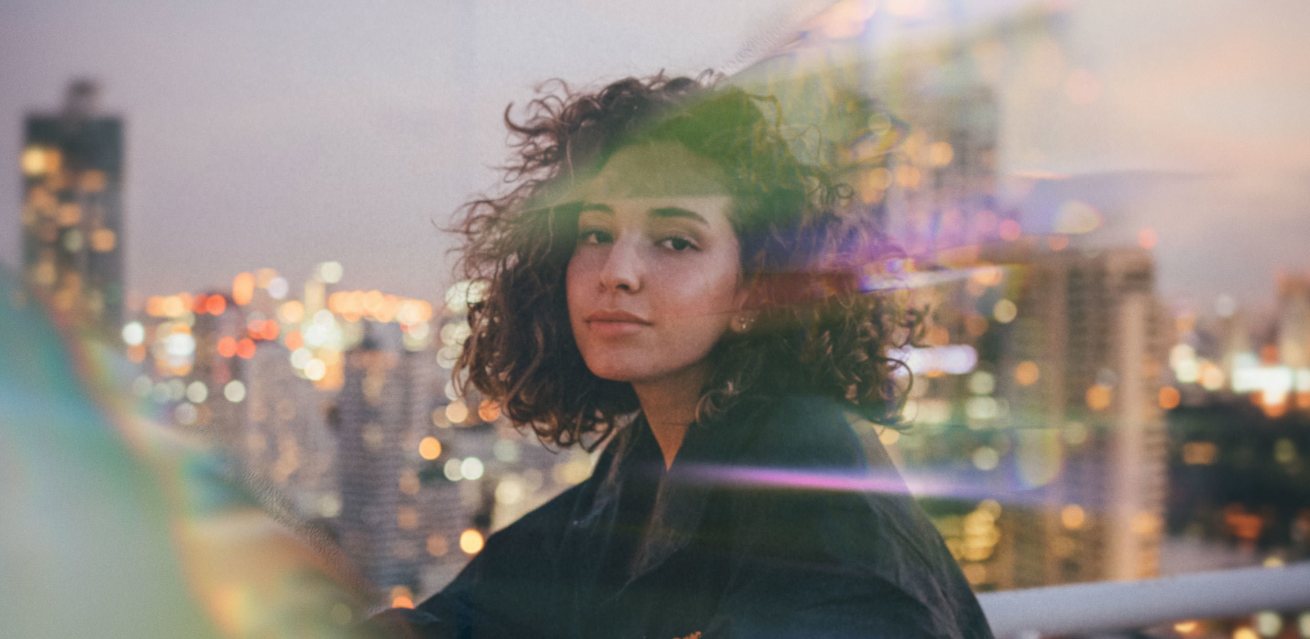 FCPX插件:50种柔美炫光棱镜折射梦幻视觉特效 MotionVFX – mPrism 插件预设 第3张-素材湾丨精选海外优质设计素材资源 FCPX插件:50种柔美炫光棱镜折射梦幻视觉特效 MotionVFX – mPrism 插件预设 sucaiwan.com