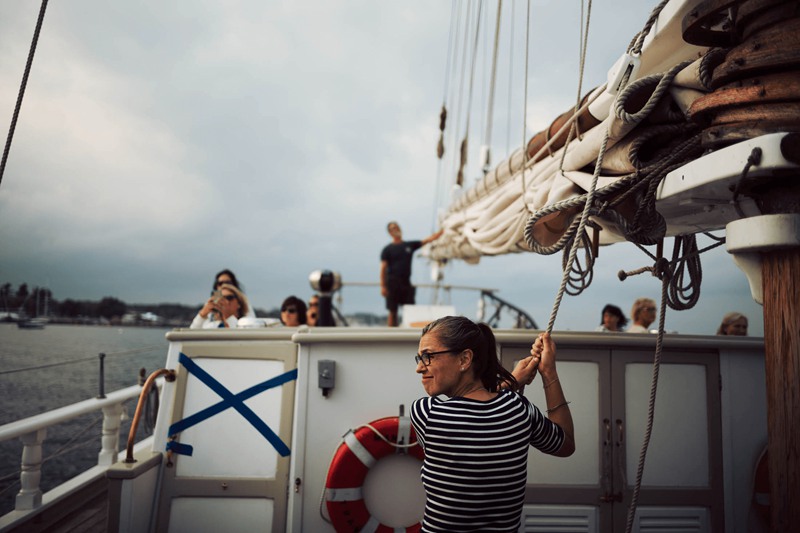 Ted Forbes 16个富士经典外观彩色负片模拟Lightroom预设 Ted Forbes - Fujified 插件预设 第5张-素材湾丨精选海外优质设计素材资源 Ted Forbes 16个富士经典外观彩色负片模拟Lightroom预设 Ted Forbes - Fujified 插件预设 sucaiwan.com