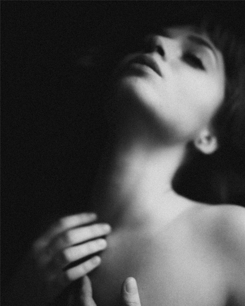 文艺复兴浪漫缪斯柔光氛围婚礼旅拍LR调色预设 Legacy Presets - Muse & Mirror - True Romance 插件预设 第13张-素材湾丨精选海外优质设计素材资源 文艺复兴浪漫缪斯柔光氛围婚礼旅拍LR调色预设 Legacy Presets - Muse & Mirror - True Romance 插件预设 sucaiwan.com