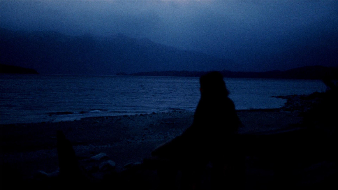 复古35mm真实电影美学胶片燃烧颗粒哑光变焦叠加纹理6K视频素材 Video Milkshake – 35MM FILM GRAIN PACK (GRAIN, OVERLAYS, TEXTURES) – Pro 6K . 第2张-素材湾丨精选海外优质设计素材资源 复古35mm真实电影美学胶片燃烧颗粒哑光变焦叠加纹理6K视频素材 Video Milkshake – 35MM FILM GRAIN PACK (GRAIN, OVERLAYS, TEXTURES) – Pro 6K . sucaiwan.com