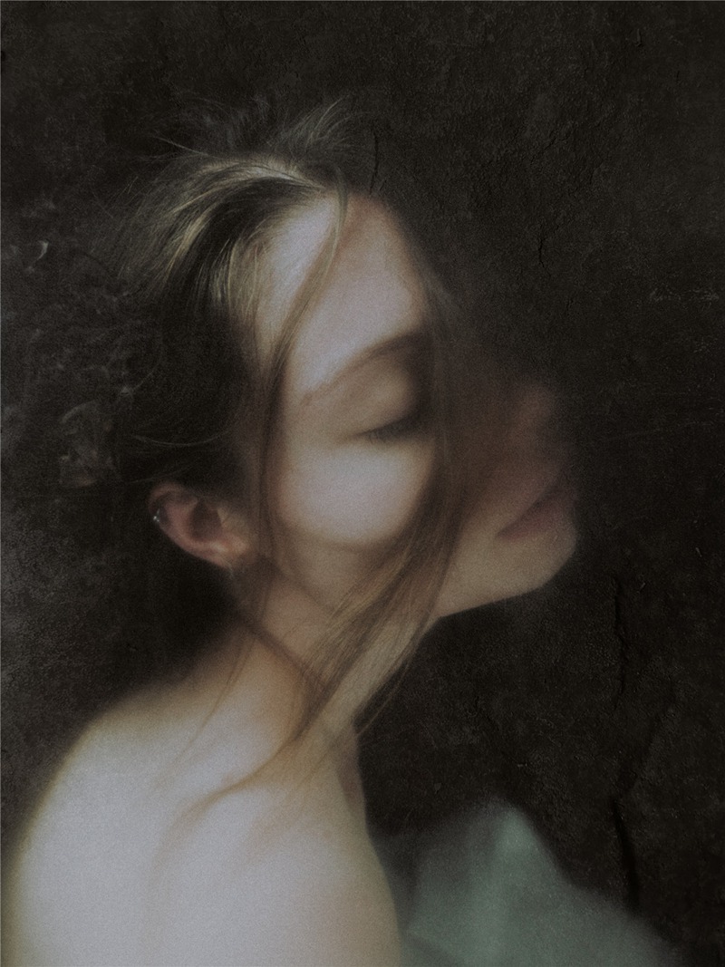 文艺复兴浪漫缪斯柔光氛围婚礼旅拍LR调色预设 Legacy Presets - Muse & Mirror - True Romance 插件预设 第6张-素材湾丨精选海外优质设计素材资源 文艺复兴浪漫缪斯柔光氛围婚礼旅拍LR调色预设 Legacy Presets - Muse & Mirror - True Romance 插件预设 sucaiwan.com