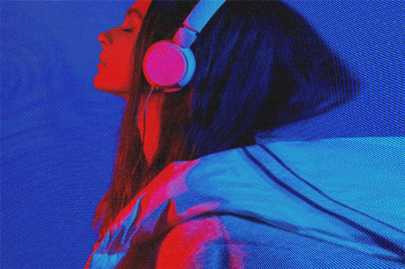 复古信号失真扭曲故障Y2K千禧艺术后期处理PSD特效样机 Bad Signal Photo Effect . 第5张-素材湾丨精选海外优质设计素材资源 复古信号失真扭曲故障Y2K千禧艺术后期处理PSD特效样机 Bad Signal Photo Effect . sucaiwan.com