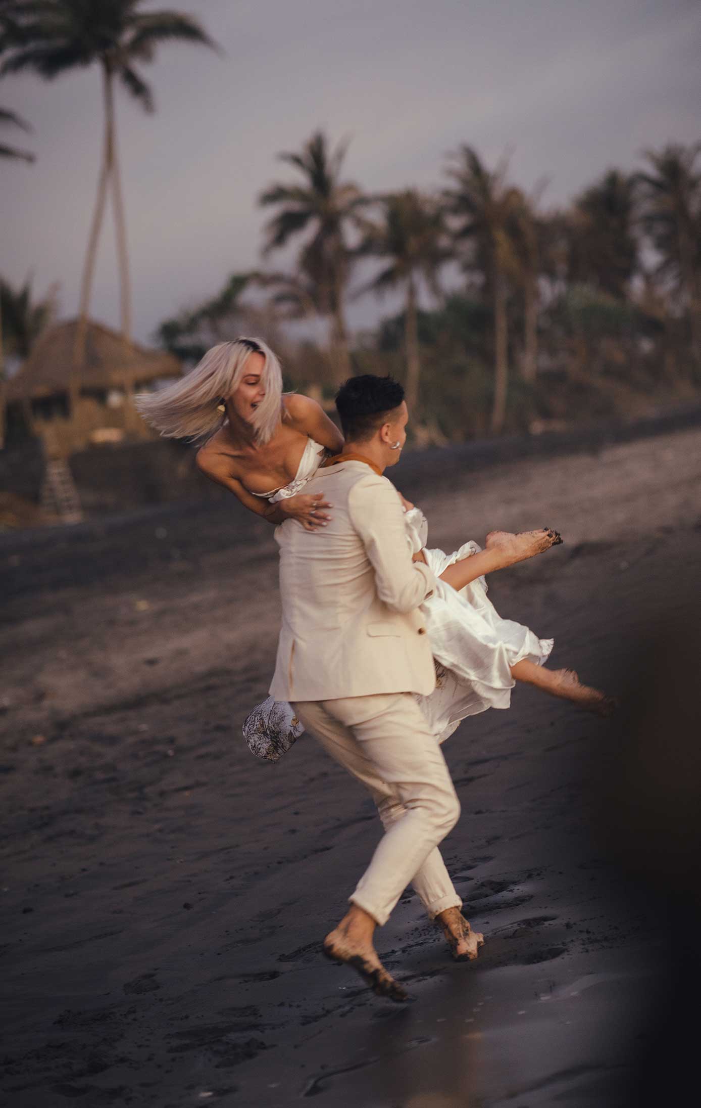 Cara Mia 48个明亮干净光线户外人像摄影LR调色预设 PRISM PACK . sucaiwan.com