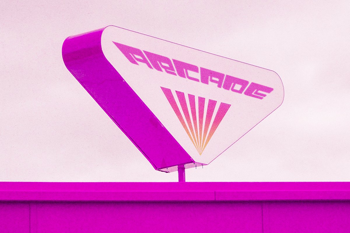 英文字体：千禧Y2K赛博未来科幻科技几何抽象logo标题排版无衬线装饰英文字体 设计素材 sucaiwan.com