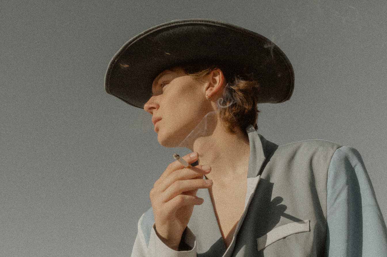 49个终极胶片复古电影薄膜颗粒感LR调色预设 Cara Mia FILM PACK . sucaiwan.com