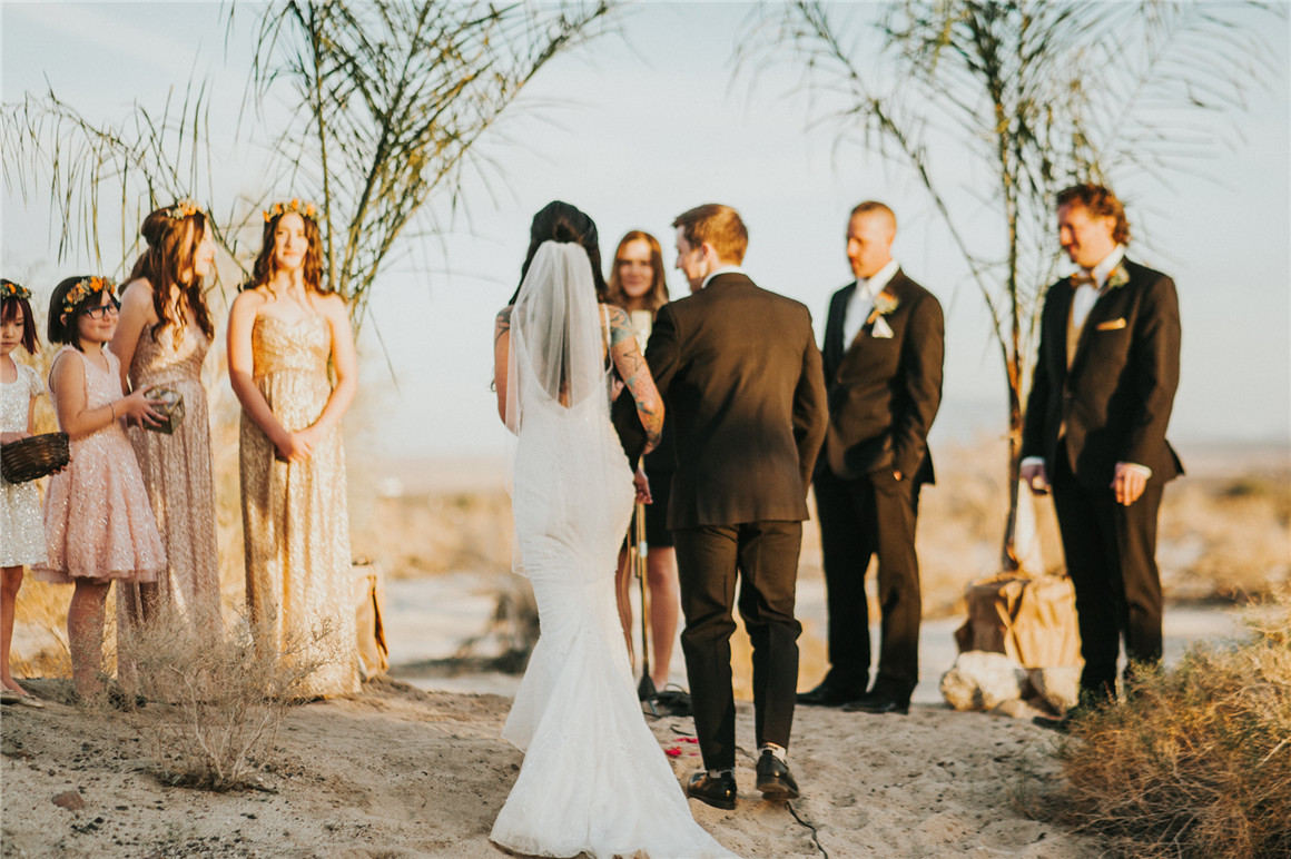 网红婚礼摄影师Rebecca爱与光婚礼人像PS/LR预设包 Nhiya Kaye - Love and Light Preset Pack 插件预设 第13张-素材湾丨精选海外优质设计素材资源 网红婚礼摄影师Rebecca爱与光婚礼人像PS/LR预设包 Nhiya Kaye - Love and Light Preset Pack 插件预设 sucaiwan.com