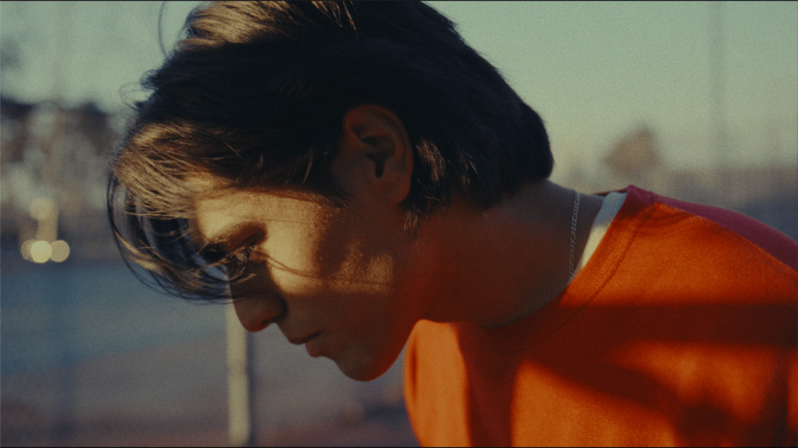 SERR FilmVision V2 LUT Pack 复古8mm/16mm/35mm胶片模拟仿真商业级颜色分级预设包 . sucaiwan.com