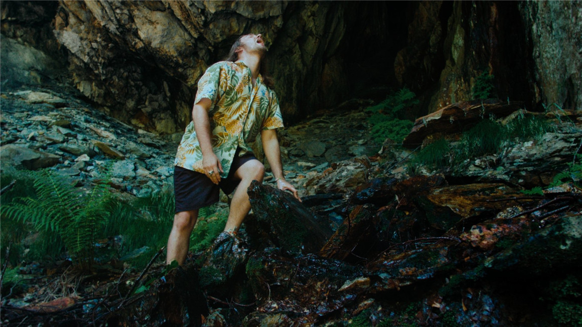 达芬奇柯达250D胶片模拟颗粒光晕亮度曲线调色节点 Davinci Resolve Kodak film emulation Powergrade 插件预设 第2张-素材湾丨精选海外优质设计素材资源 达芬奇柯达250D胶片模拟颗粒光晕亮度曲线调色节点 Davinci Resolve Kodak film emulation Powergrade 插件预设 sucaiwan.com