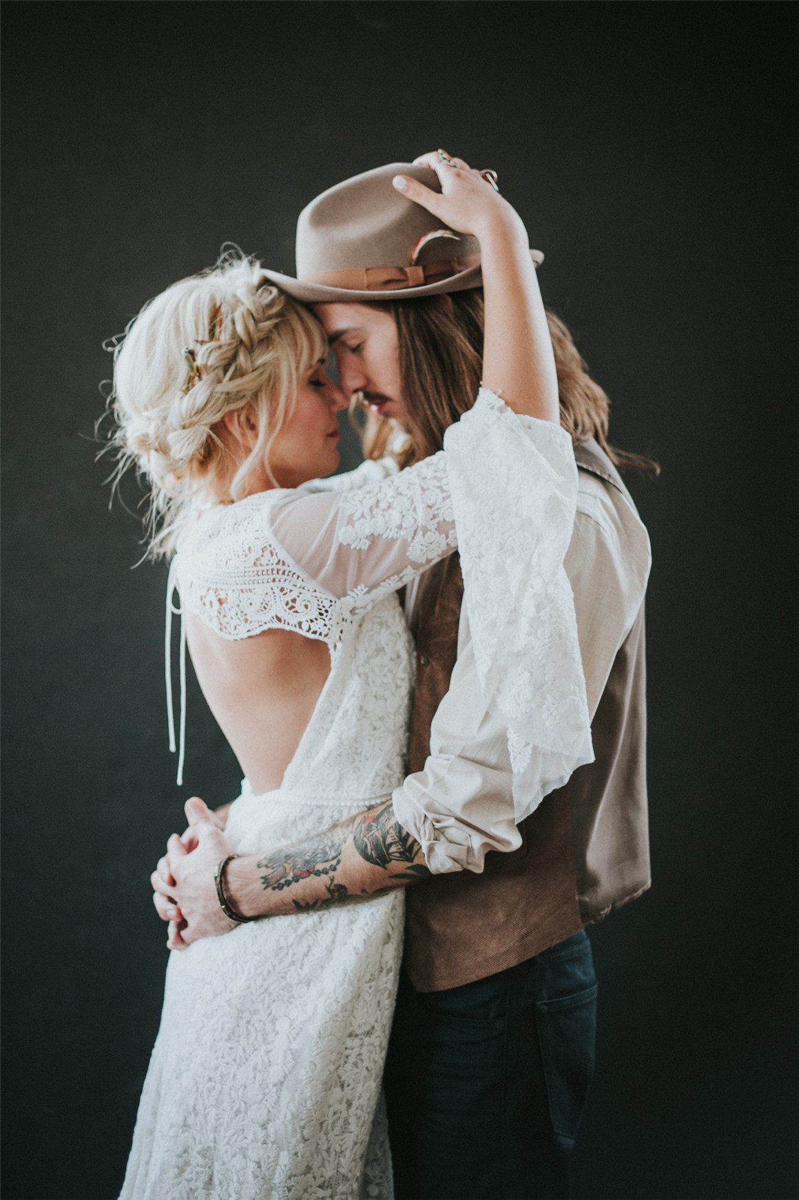 网红婚礼摄影师Rebecca爱与光婚礼人像PS/LR预设包 Nhiya Kaye - Love and Light Preset Pack 插件预设 第15张-素材湾丨精选海外优质设计素材资源 网红婚礼摄影师Rebecca爱与光婚礼人像PS/LR预设包 Nhiya Kaye - Love and Light Preset Pack 插件预设 sucaiwan.com