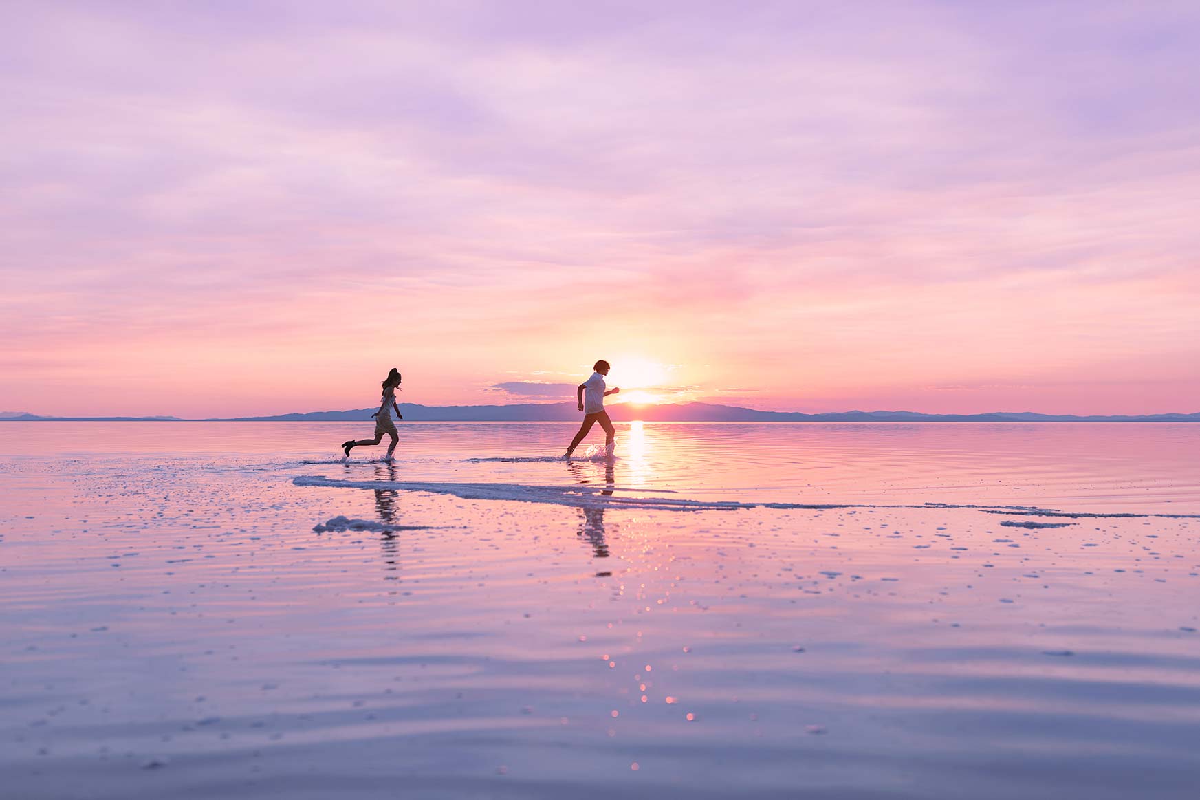 Cara Mia 48个明亮干净光线户外人像摄影LR调色预设 PRISM PACK . sucaiwan.com