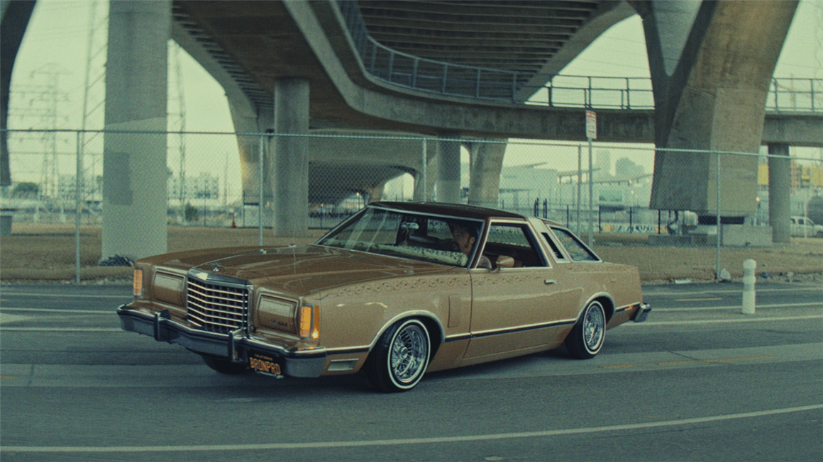 SERR FilmVision V2 LUT Pack 复古8mm/16mm/35mm胶片模拟仿真商业级颜色分级预设包 . sucaiwan.com