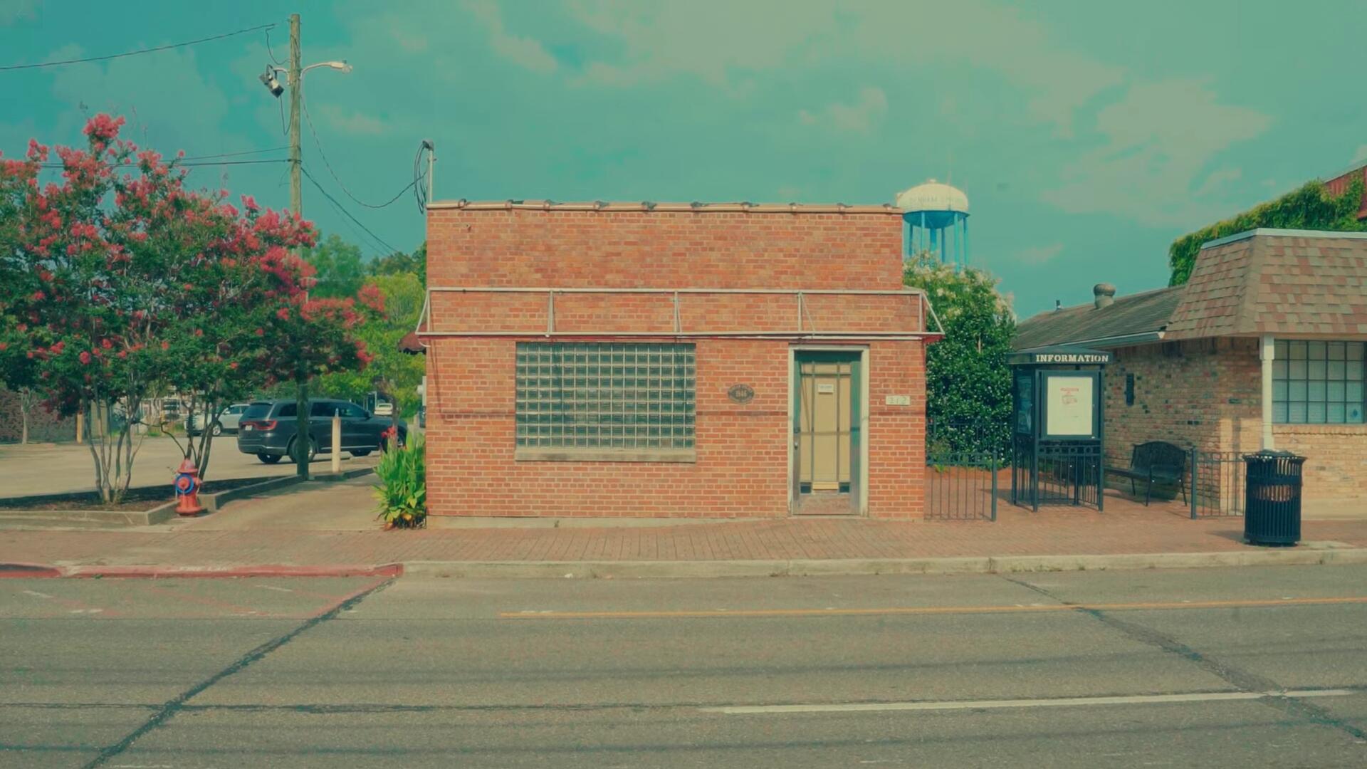 韦斯·安德森风格独特电影美学LUT调色预设包 Wes Anderson Inspired LUTs . 第10张-素材湾丨精选海外优质设计素材资源 韦斯·安德森风格独特电影美学LUT调色预设包 Wes Anderson Inspired LUTs . sucaiwan.com