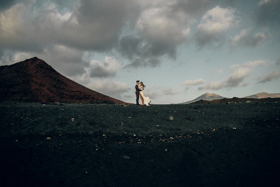 神秘蓝调情绪色彩人像婚礼旅拍摄影LR调色预设 Archipelago - Quest 28 Descent Presets . 第5张-素材湾丨精选海外优质设计素材资源 神秘蓝调情绪色彩人像婚礼旅拍摄影LR调色预设 Archipelago - Quest 28 Descent Presets . sucaiwan.com