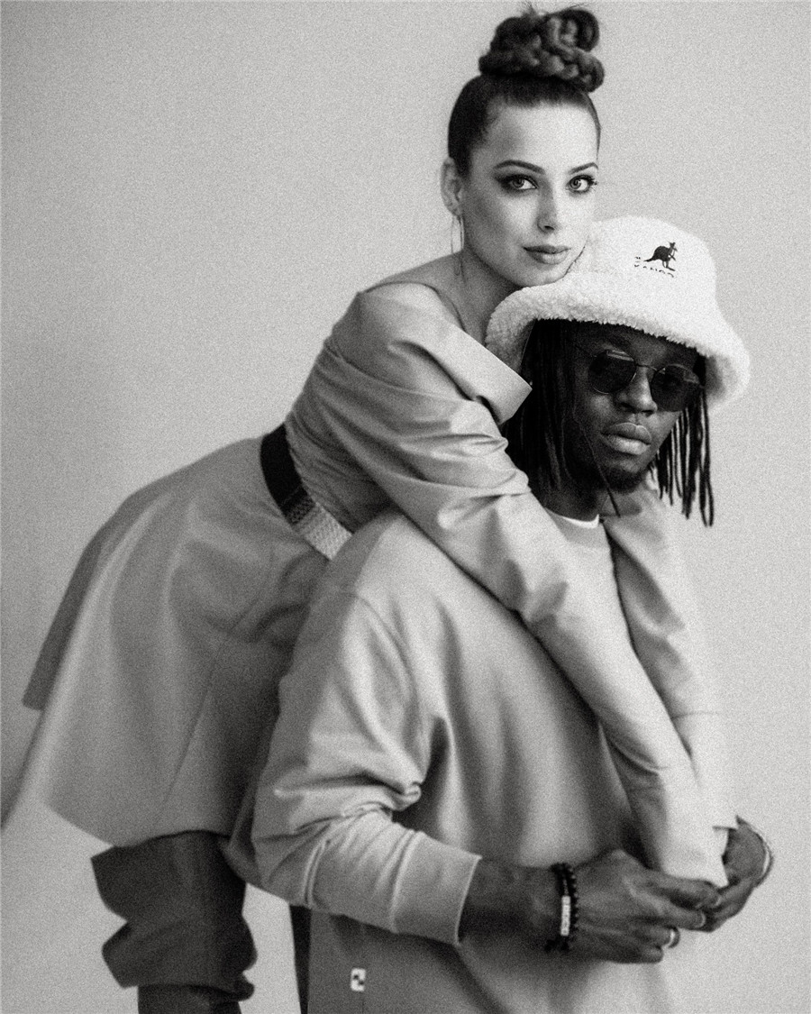 独特4x5大画幅电影氛围胶片人像旅拍摄影LR调色预设 Archipelago - Four x Five LR/ACR Presets + Profiles . 第5张-素材湾丨精选海外优质设计素材资源 独特4x5大画幅电影氛围胶片人像旅拍摄影LR调色预设 Archipelago - Four x Five LR/ACR Presets + Profiles . sucaiwan.com