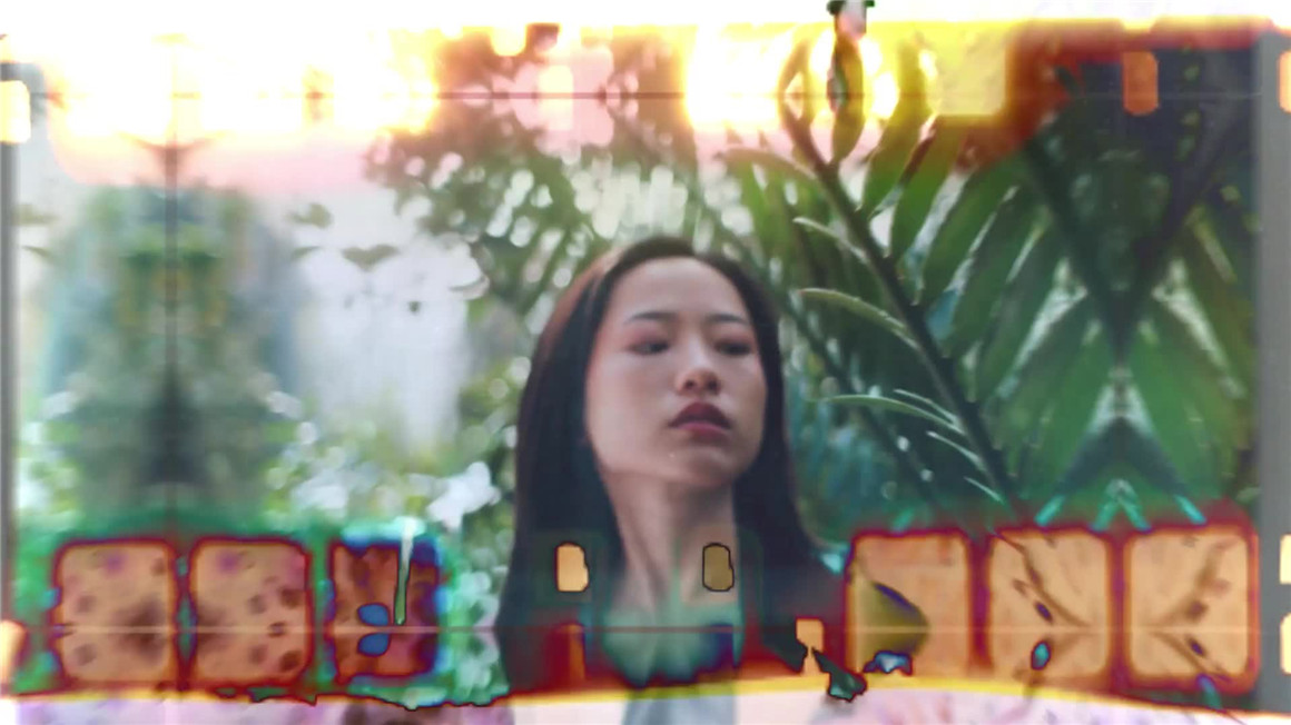 PR预设:30个老电影胶片打孔杂损划痕耀斑闪烁边框无缝转场 . 第5张-素材湾丨精选海外优质设计素材资源 PR预设:30个老电影胶片打孔杂损划痕耀斑闪烁边框无缝转场 . sucaiwan.com