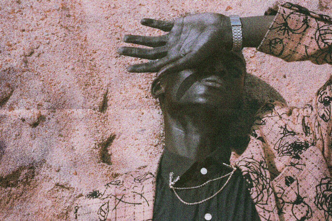 复古梦幻半调颗粒摄影照片处理老照片效果PSD特效样机模板 Old Album Photo Effect 样机素材 sucaiwan.com