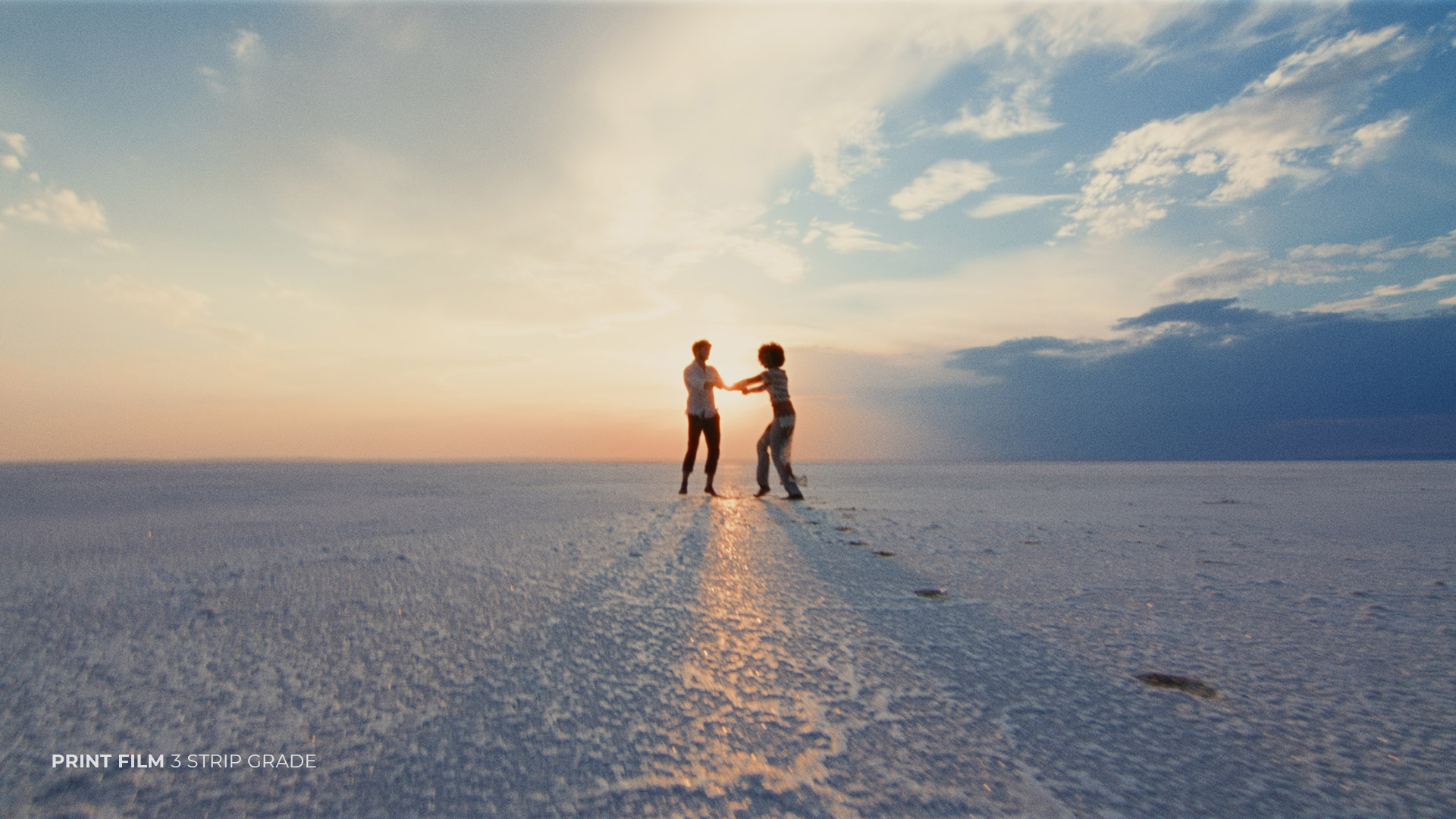 Colorist Factory 复古电影级胶片薄膜仿真模拟颜色分级调色节点 FilmForever™ Film Emulation Power Grades . 第13张-素材湾丨精选海外优质设计素材资源 Colorist Factory 复古电影级胶片薄膜仿真模拟颜色分级调色节点 FilmForever™ Film Emulation Power Grades . sucaiwan.com