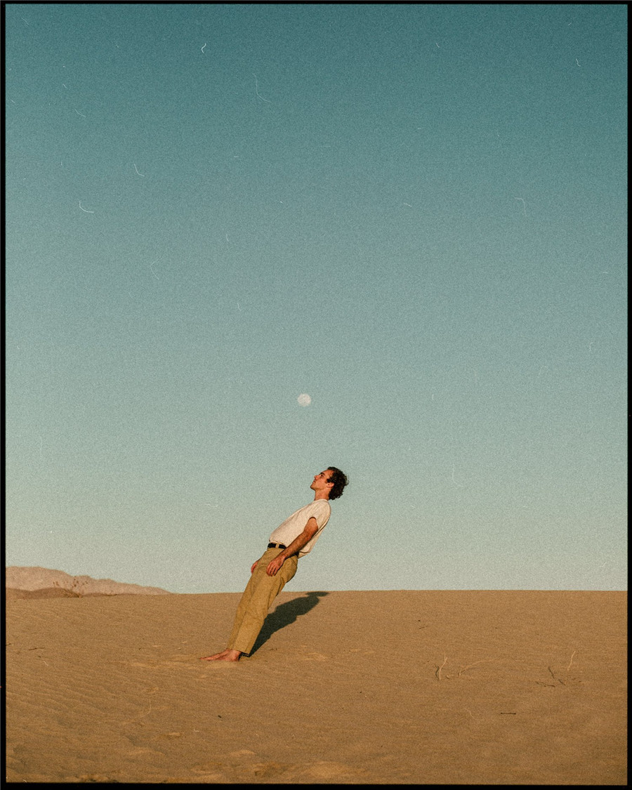 独特4x5大画幅电影氛围胶片人像旅拍摄影LR调色预设 Archipelago - Four x Five LR/ACR Presets + Profiles . 第2张-素材湾丨精选海外优质设计素材资源 独特4x5大画幅电影氛围胶片人像旅拍摄影LR调色预设 Archipelago - Four x Five LR/ACR Presets + Profiles . sucaiwan.com