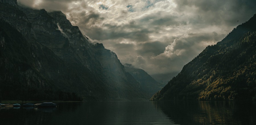 50组高级专业电影感视频调色预设 MotionVFX - mLUT Film3 插件预设 第2张-素材湾丨精选海外优质设计素材资源 50组高级专业电影感视频调色预设 MotionVFX - mLUT Film3 插件预设 sucaiwan.com